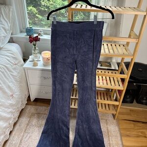areie blue flare leggings